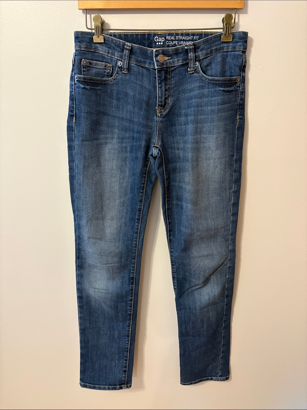 GAP Women's Straight Leg Jeans - Medium Wash Blue
